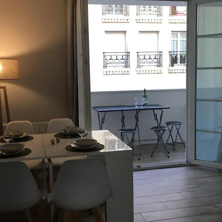 Centre-ville Arcachon, T3 Rénové Avec Aperçu Mer, Proche Et Gare - Fr-1-374-77 * Arcachon