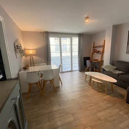 Apartment Centre-ville Arcachon, T3 Renove Avec Apercu Mer, Proche Et Gare - Fr-1-374-77
